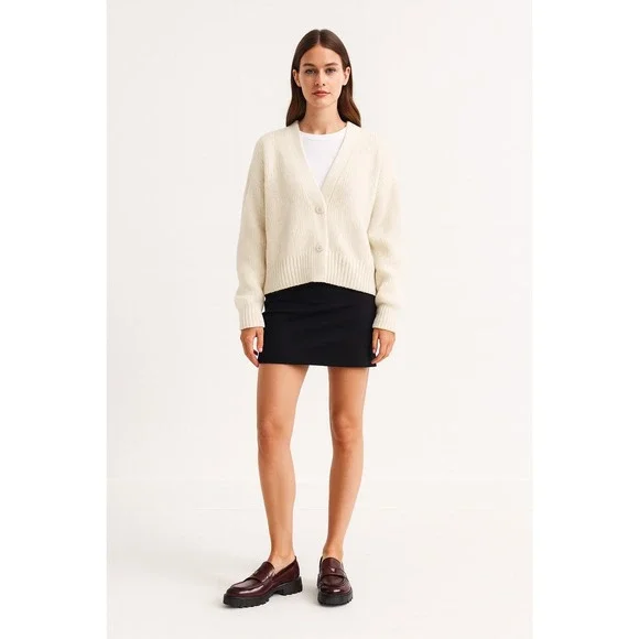 Tory Burch Classic Lug Sole Loafers Size‎ 8.5 Plum Burgundy Leather Academia NEW